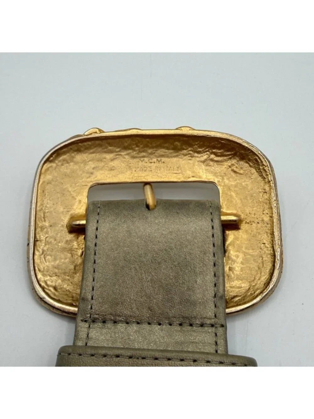 Vintage Sharon Burch Dallas Gold Tone Leather Belt Hammered M.C.M. Italy Buckle